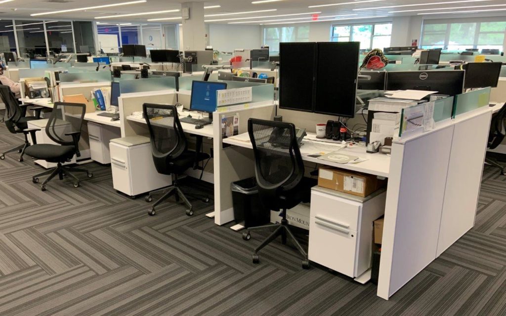 office layout of the past before COVID-19